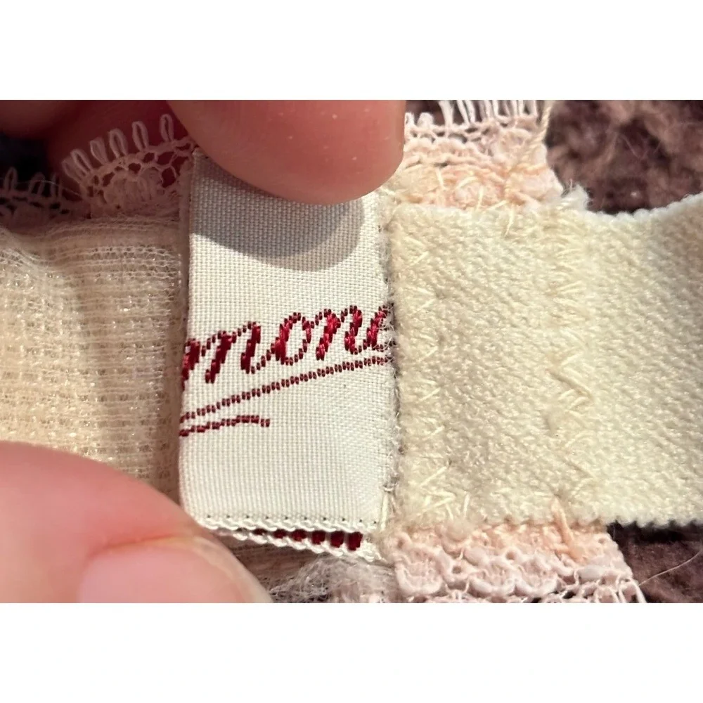Simone vintage garter